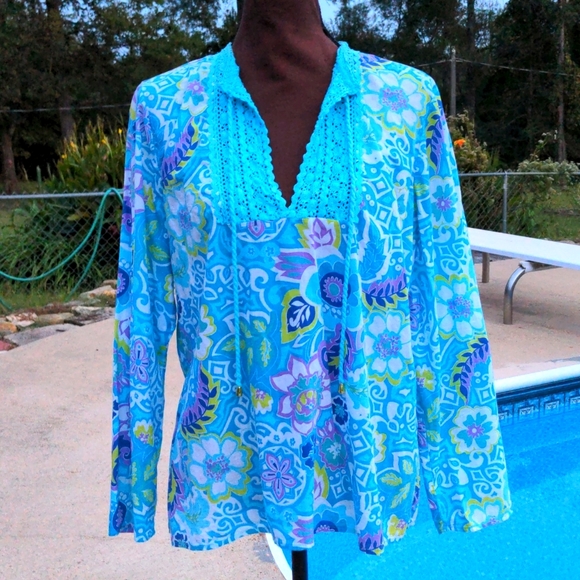 Real Comfort by Chadwick's Turquoise, White, Lavender & Lime Colors V-Neck Tun - Picture 1 of 11